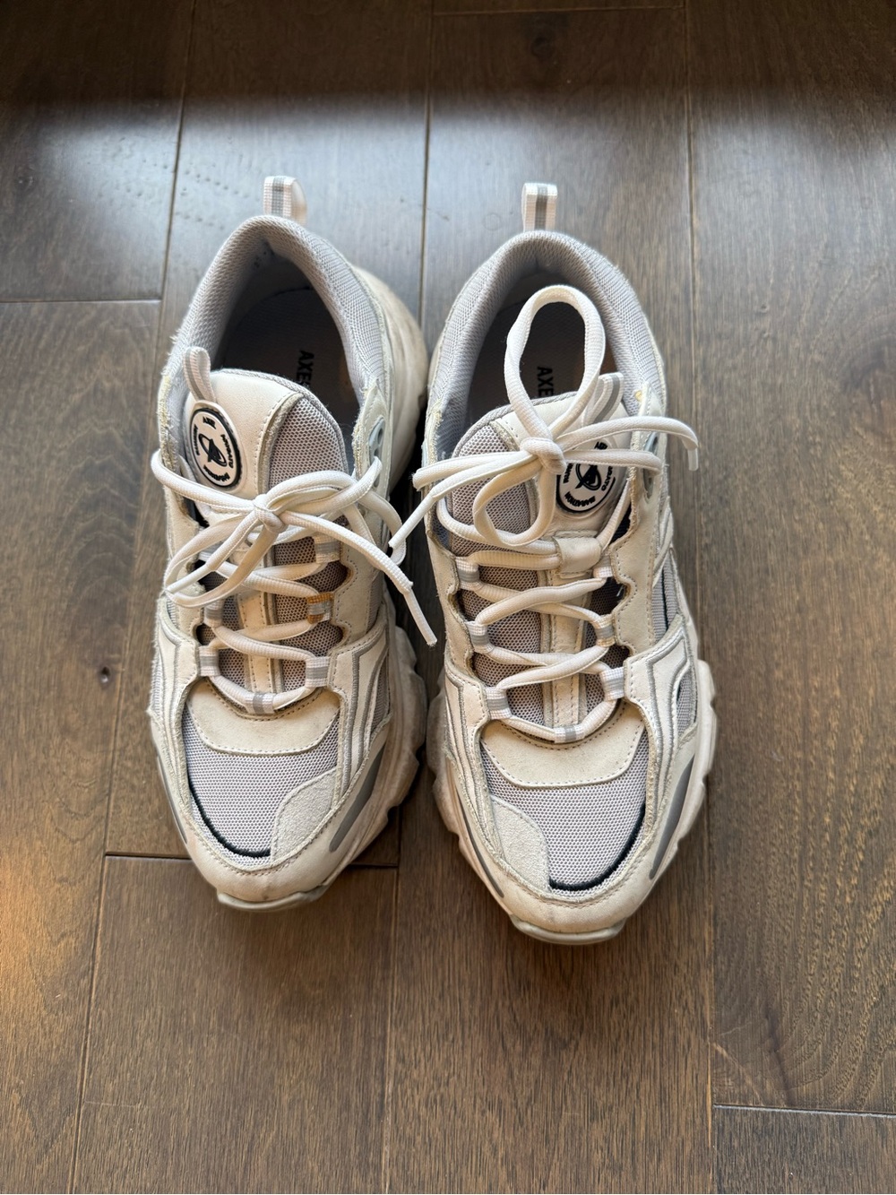 Axel Arigato Marathon Runner